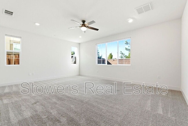 Building Photo - 6336 Moser Wy