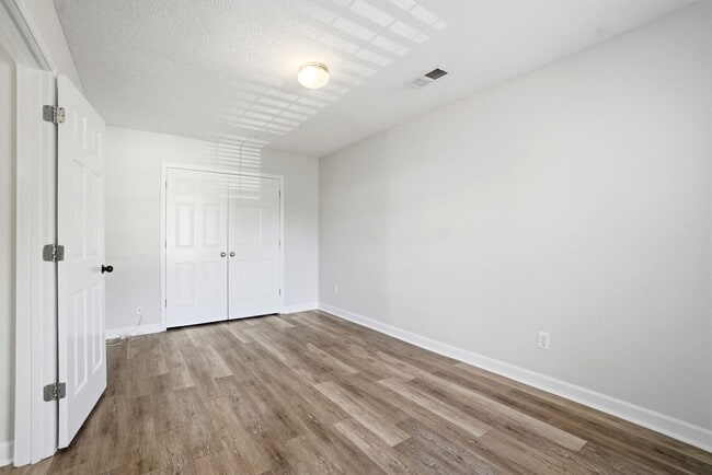 Building Photo - 2322 Pesca Ln