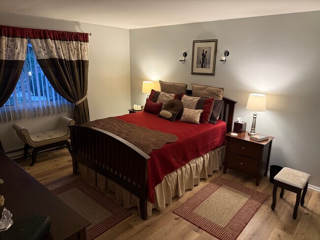 Building Photo - 406 Sheffield Rd