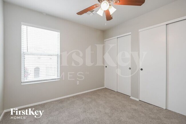 Building Photo - 7595 E Cholla Overlook Dr