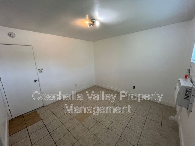 Building Photo - 85171 Bagdad Ave