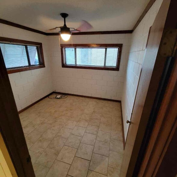 Building Photo - 72 Gulf View Dr