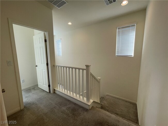 Building Photo - 11751 Emerald Lk Ave
