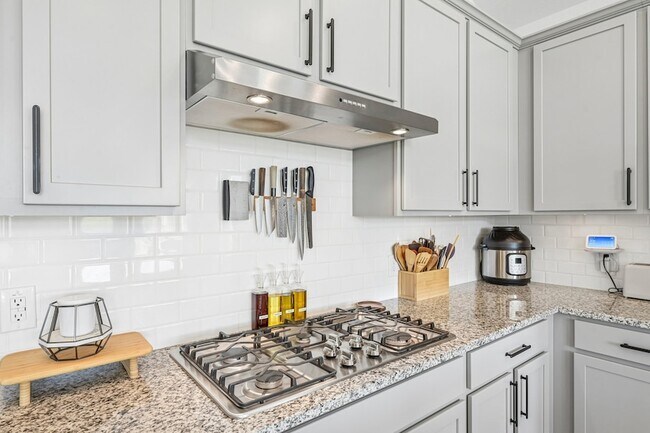 Building Photo - 409 Chardonnay Dr