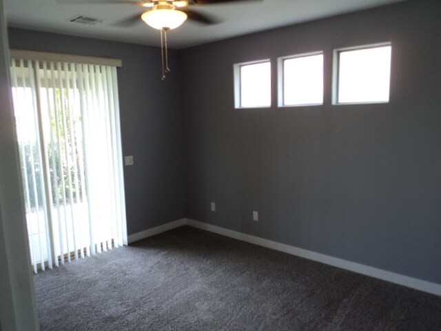 Building Photo - 575 Hagens Aly