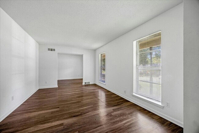 Building Photo - 3844 Marston Rd