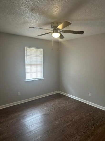 Building Photo - 3444 Adkisson Dr NW