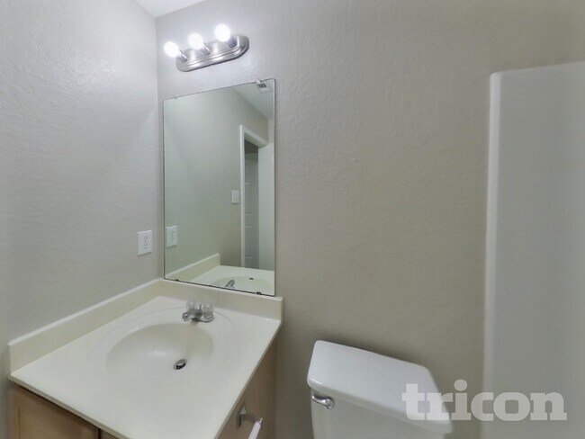 Building Photo - 5617 Victory Gallop Dr