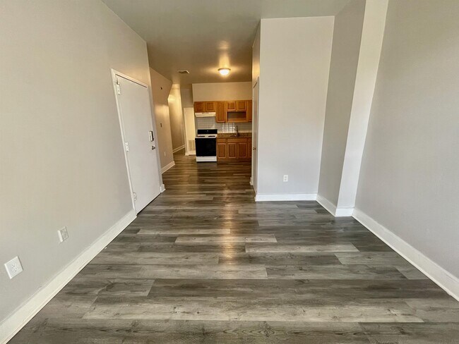 Building Photo - 1309 W Allegheny Ave