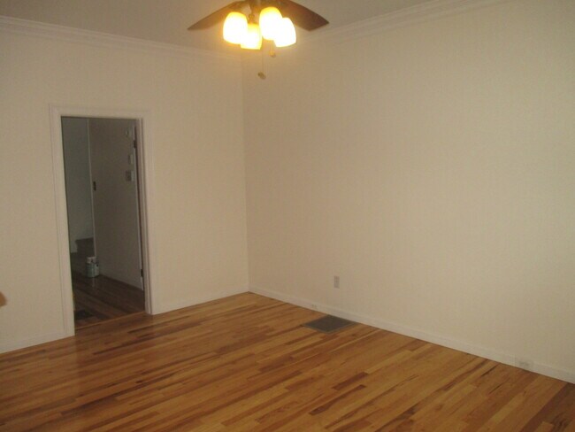 Building Photo - Townhome for rent in Upper Fells Point (Butcher's Hill)