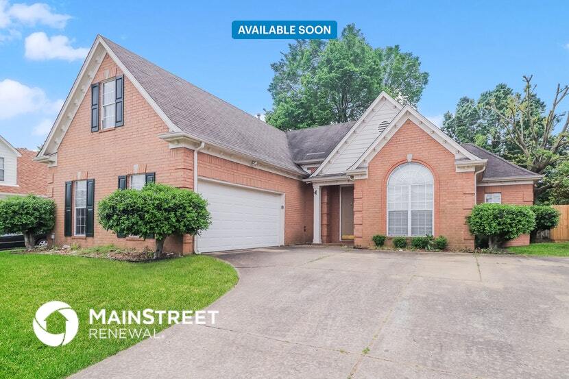 Primary Photo - 8423 Shady Elm Dr