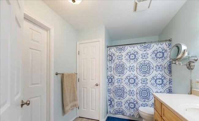 Building Photo - 4040 N Bull Moose Dr