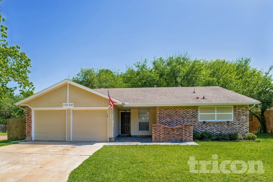 Building Photo - 13154 Winding Wood Dr