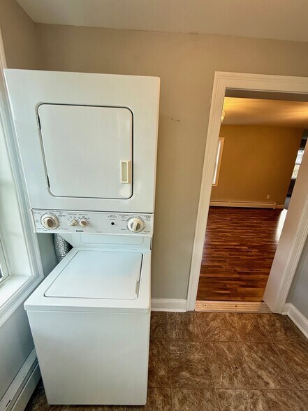 Building Photo - 46 High St