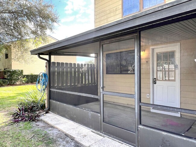 Building Photo - Two-Bedroom End Unit Townhome