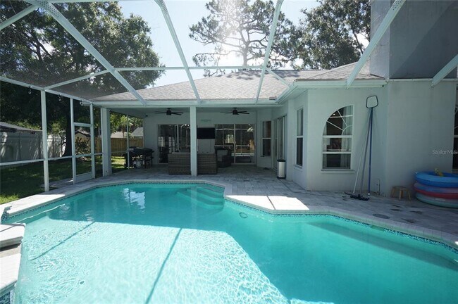 Building Photo - 13708 Whitebark Pl