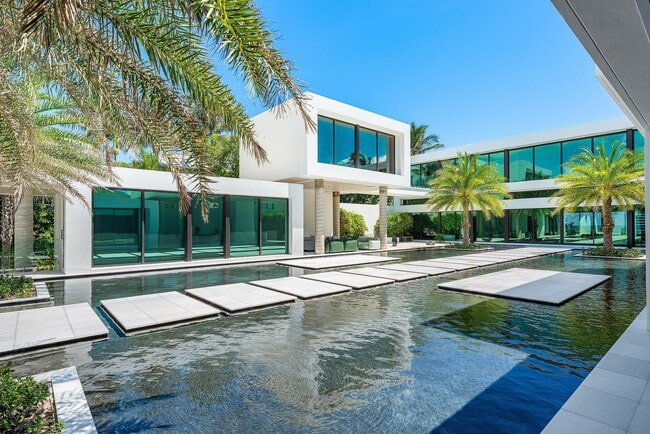 Building Photo - 6273 N Ocean Blvd