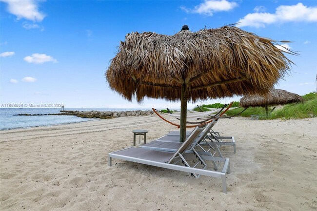 Building Photo - 19216 Fisher Island Dr