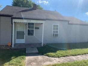 Building Photo - 1 BEDROOM 1 BATH HOUSE