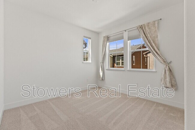 Building Photo - 2012 Confidence Wy