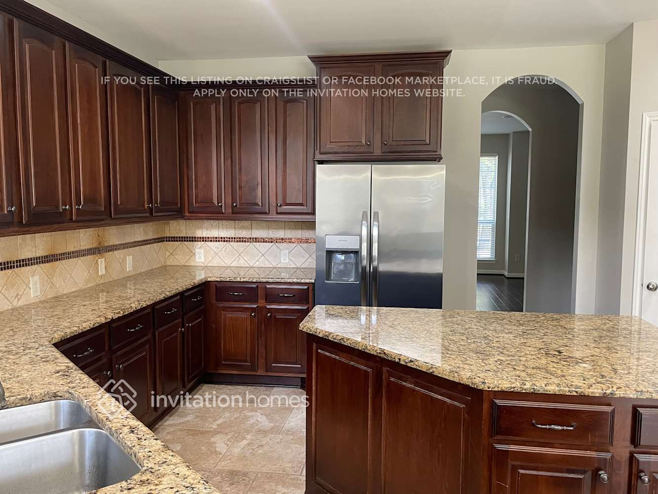 Building Photo - 16002 Maple Shores Dr