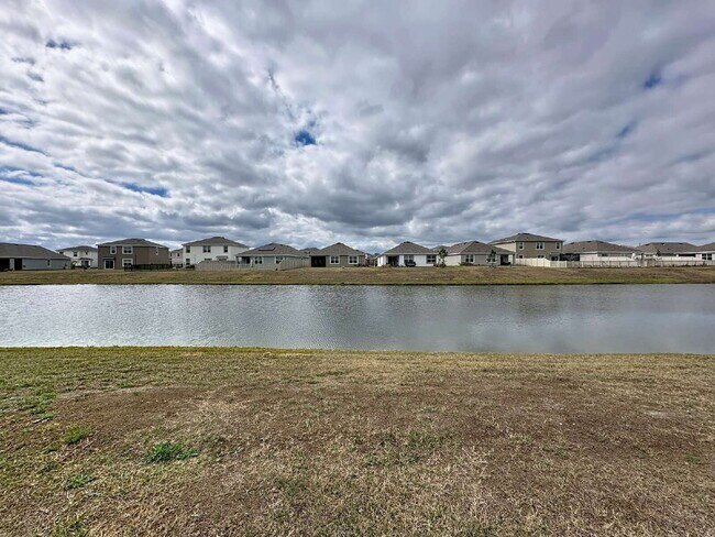 Building Photo - 8379 Ender Hls Dr