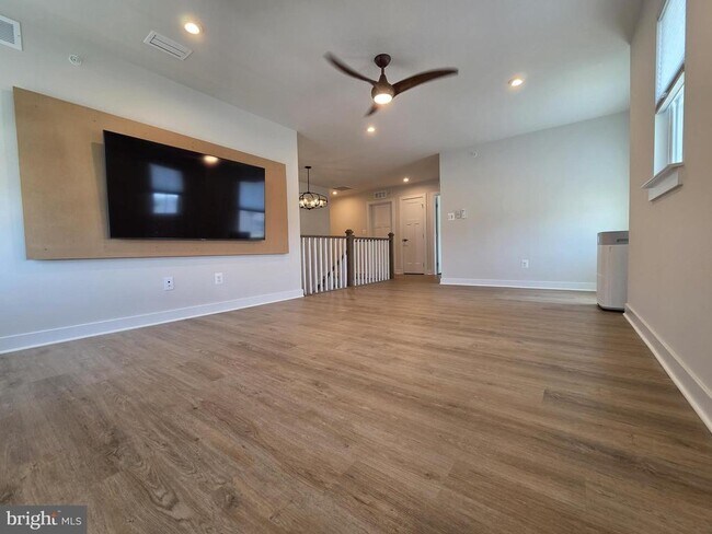 Building Photo - 7550 Mint Springs Ct