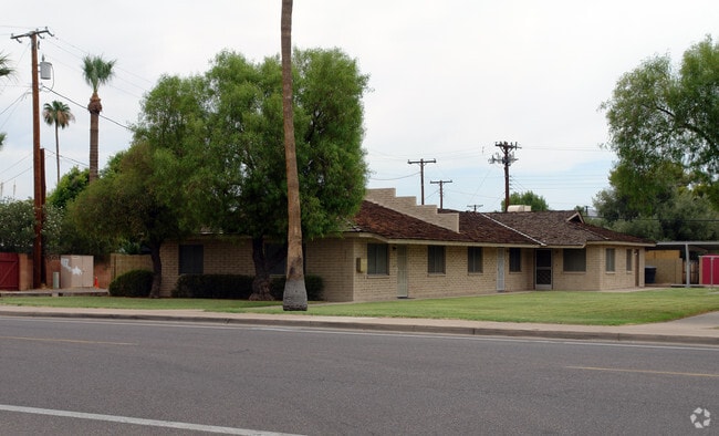 Building Photo - 23 Palms Apartments
