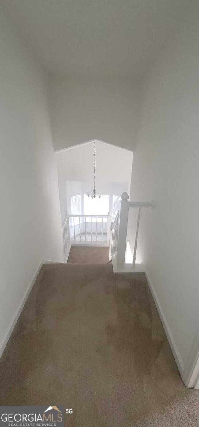 Building Photo - 399 Thomas Downs Way