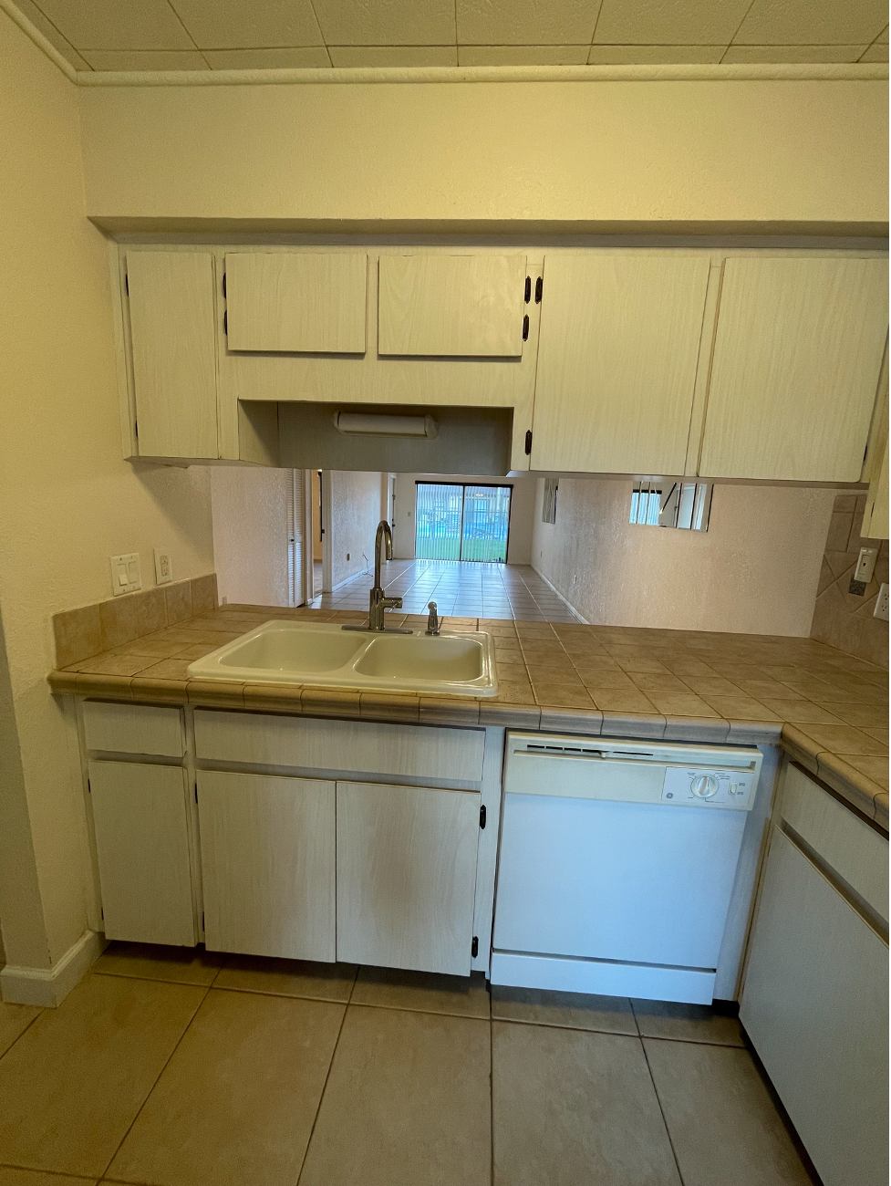 Building Photo - 2205 Knights Rd