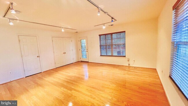 Building Photo - 4100 Flower Box Ct