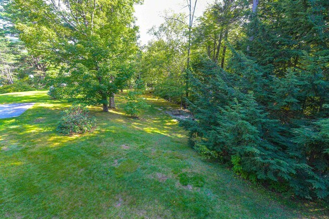 Building Photo - 24 Nordic Wilderness Rd