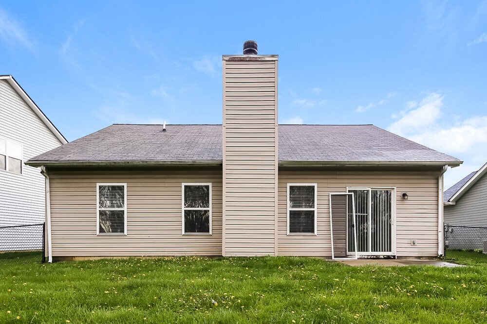 Building Photo - 5810 Long Lake Ln.