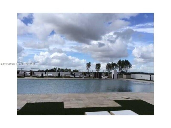 Building Photo - 5252 NW 85th Ave