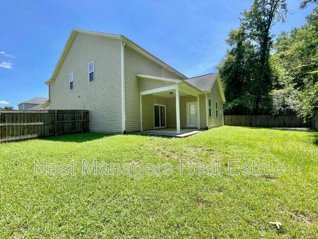 Building Photo - 208 Ladden Ln