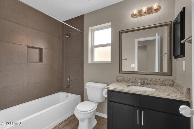 Building Photo - 12032 Mesquite Thorn Dr