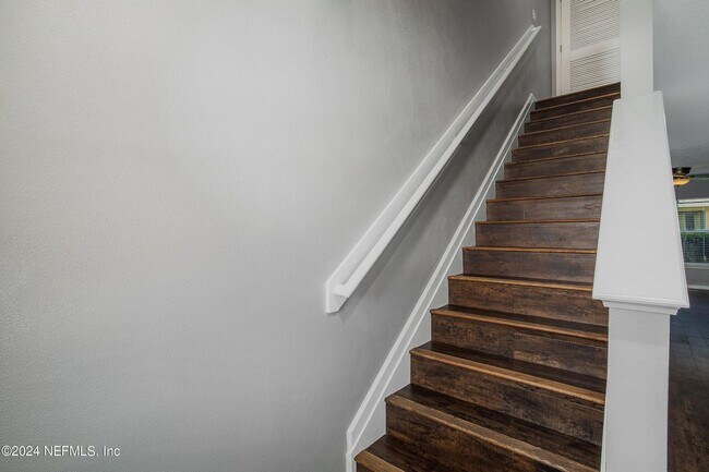 Building Photo - Beautiful 2/2.5 in Fleming Island