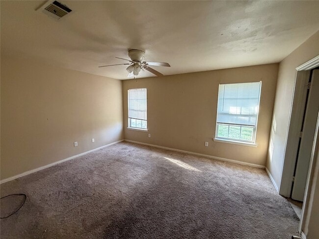 Building Photo - 1126 W Hunt St