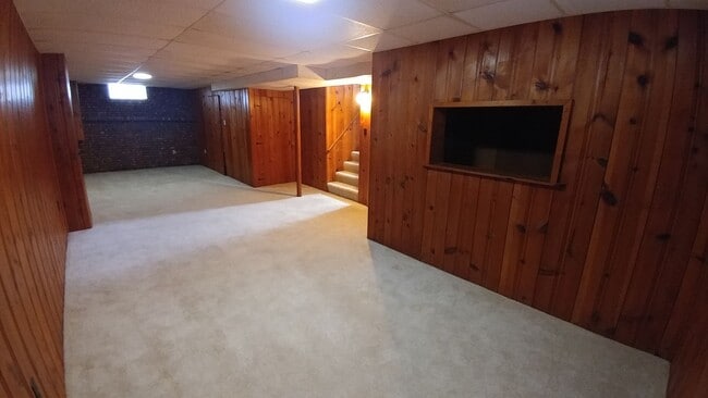 Building Photo - Charming 3-Bed Home with Private Yard – Gr...