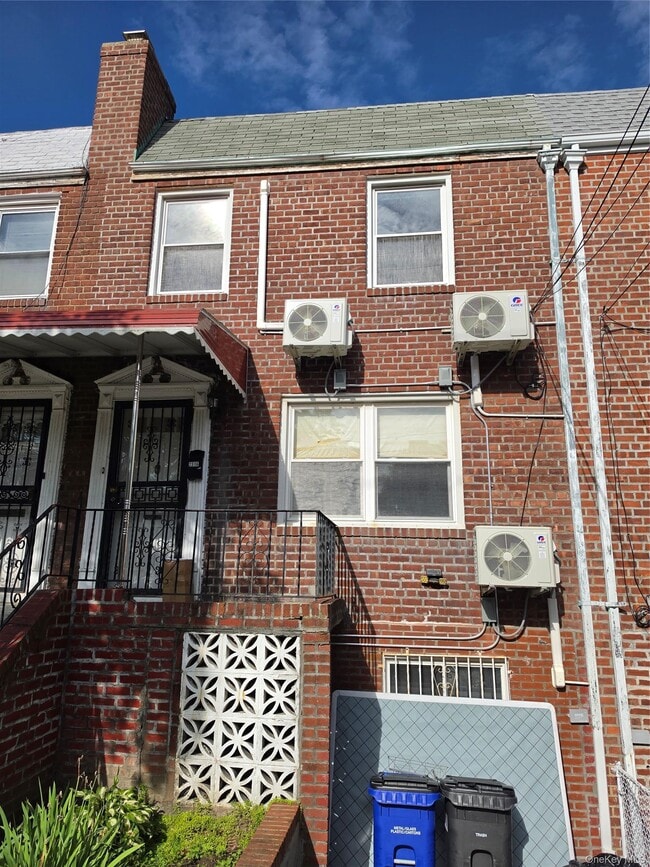 Building Photo - 23-15-23-97 97th St
