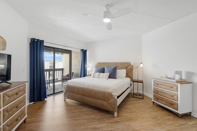 Building Photo - 5650 A1A S