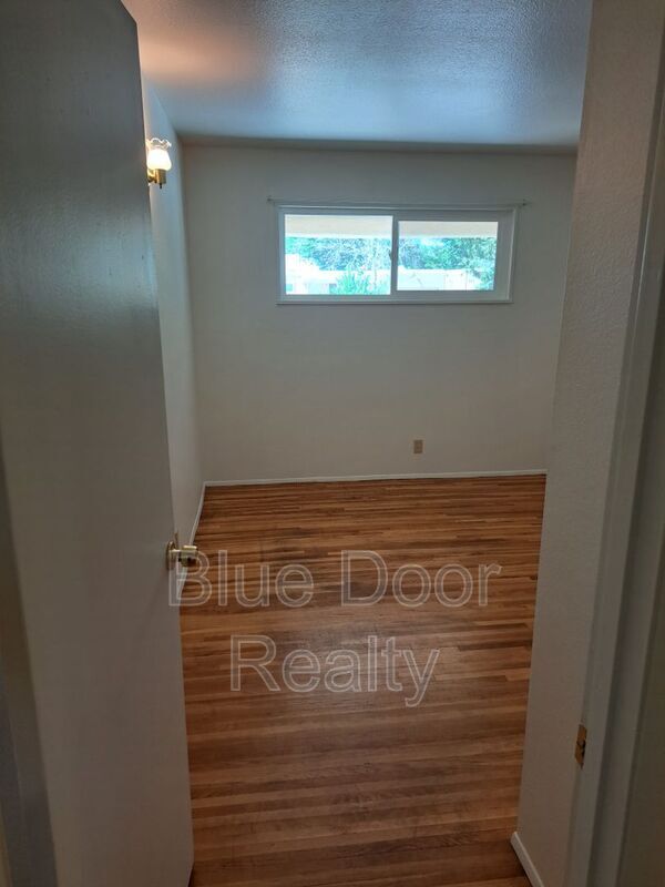 Building Photo - 3416 Parsifal St NE