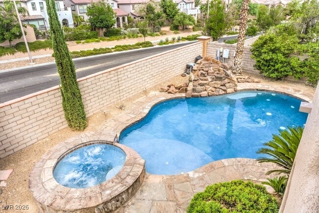 Building Photo - 636 Chervil Valley Dr