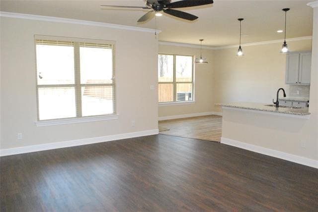 Building Photo - 521 W Sears St