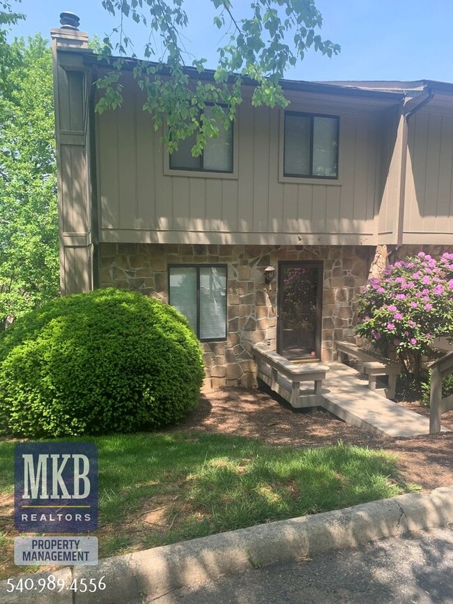 Building Photo - 3377 Kelly Ln