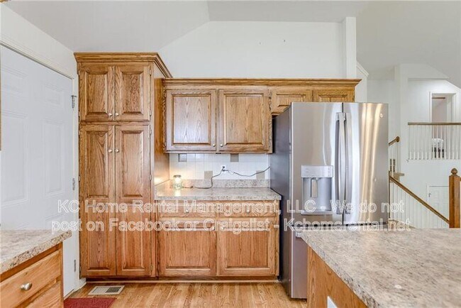 Building Photo - 20621 W 125th Ct