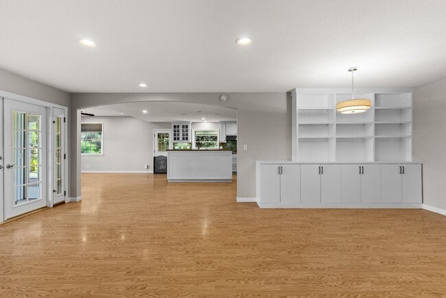 Building Photo - Garden Grove Gem: Your New Home Awaits on ...