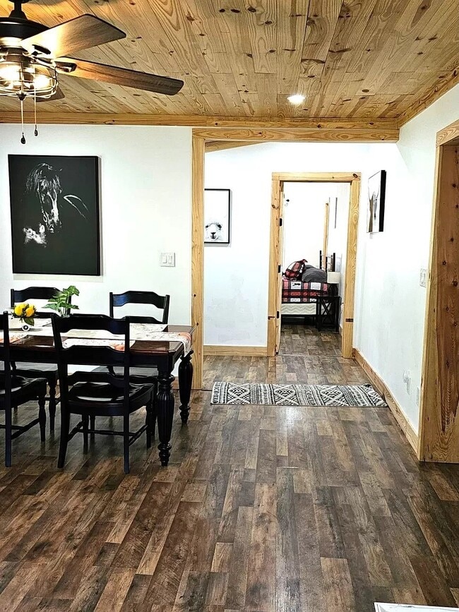 Building Photo - 702 Rush Branch Rd