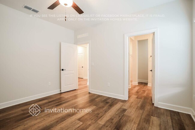 Building Photo - 590 Morgans Treasure Rd