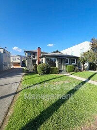 Building Photo - 649 W Glenoaks Blvd